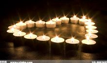 用蜡烛写比喻句