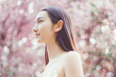 有时候，只有在经历爱情时才知道痛苦