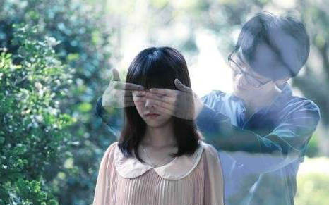 关于爱情的感伤句子，关于爱情的悲伤谈话