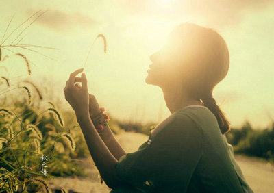 2018励志句子正能量：眼泪，对自己的品味，痛苦，随身携带1