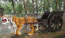 虎嘴上拔毛歇后语