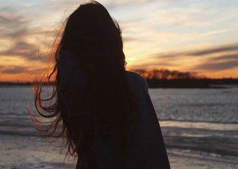 悲伤而美丽的一句话：你没有我的眼睛，你永远不会看到我悲伤