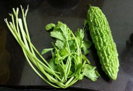 苦瓜与黄连谢厚誉混合