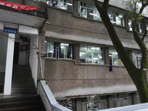 耸人听闻的话语