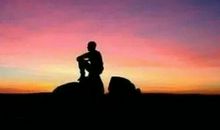 耐得住孤独的人，都不会被现实打败，生而孤独，却可以在孤独中认识自己