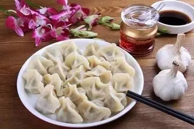 春节吃饺子