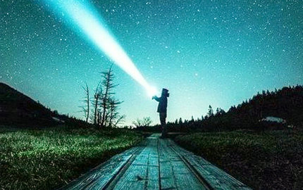 停下来，大声哭泣，仍然相信着陆的方式永远是1