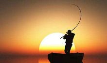 人生中最好的摆渡人，往往是我们自己