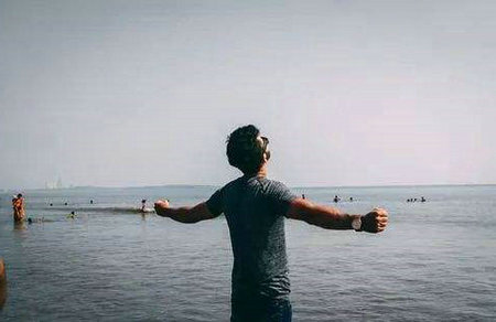 我想赢得自己想要的尊严和地位