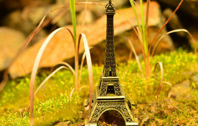 美丽的句子和彩色图片：我删除了记忆，但记忆仍留在我的心中