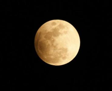 与月亮有关的寓言