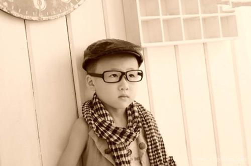 赞美女性青年的句子