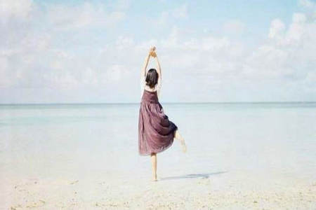 我会过上更好的生活，我仍然在等待着希望