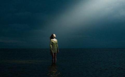 孤独，悲伤和诗意