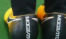 穿丁鞋走泥路歇后语