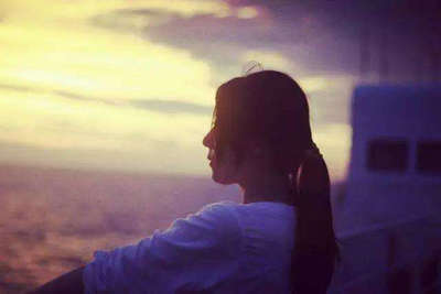 生活中有太多的爱，不能也不能重新开始