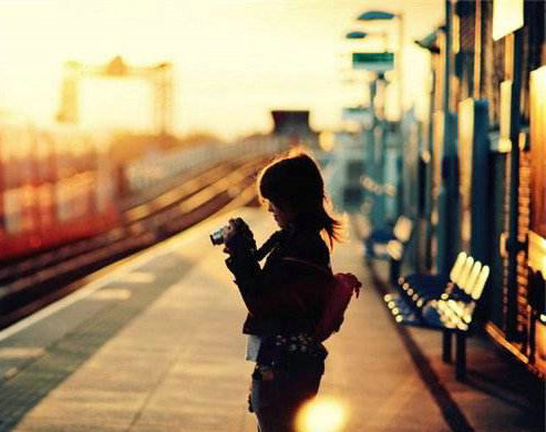 心中有光的人并不孤单