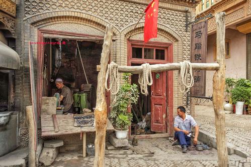 膝盖上的马蹄铁