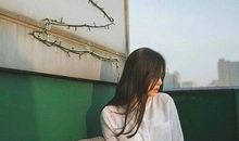 描写女生衣服的句子