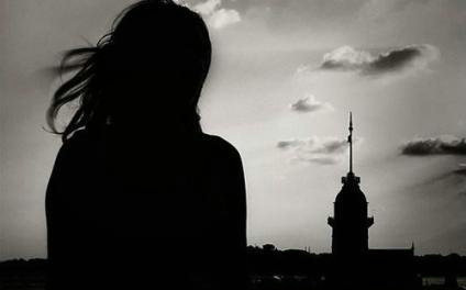 爱是折磨人的东西，尤其是爱，却不是