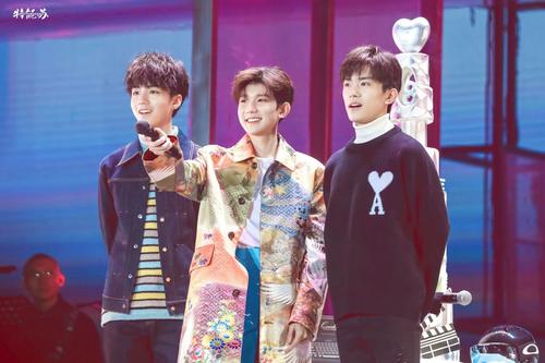 兄弟十八岁生日