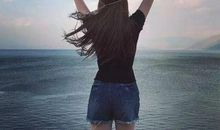 描写女人背影的句子