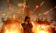 三十晚上放鞭炮歇后语