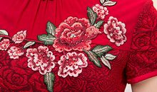 女儿订婚父母说些什么祝福的话