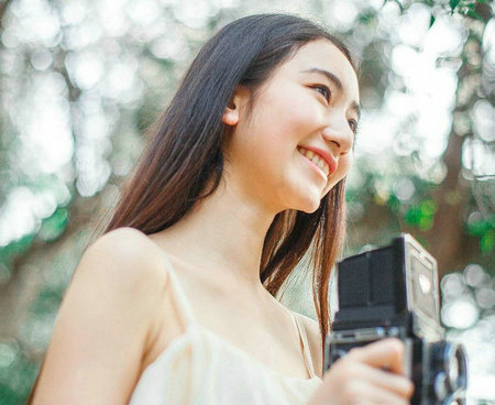 乐观的人每天都会开心，愤世嫉俗的人每天都会烦躁