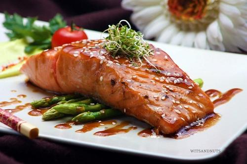 描述诱人食物的句子