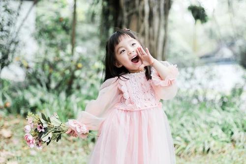 句型描述快乐的孩子的句子句型描述快乐的孩子的句子2