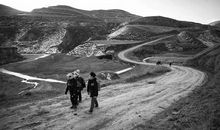 去还没有路的地方，才能留下你的足迹