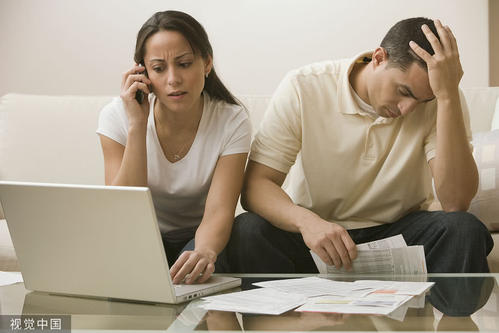 一个二十岁的女孩该怎么做才能赚钱？