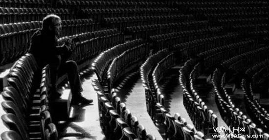 底部的舒适感会轻柔地杀死您