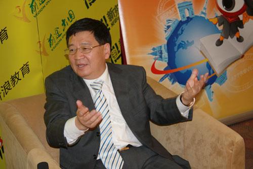 徐小平：控制太严格了，孩子跟它无关