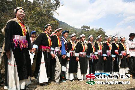 纳西族的风俗习惯
