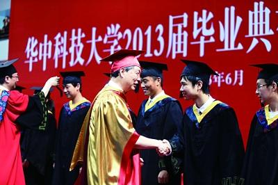 遥远-华克校长李培根在2012年毕业典礼上的致辞