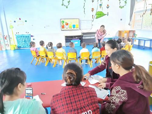 “天才”张为佳：爸爸的胸是我成长的港湾