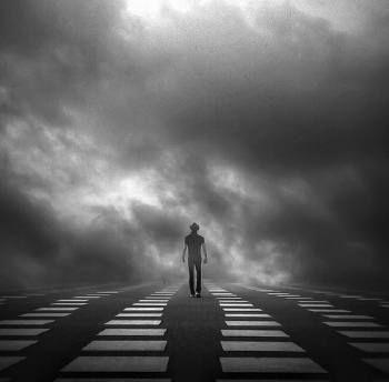 董四阳：寂寞在凌晨三点遇到寂寞