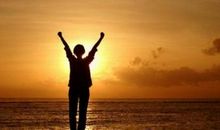 经典励志故事10：自己先站起来