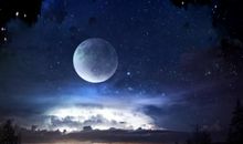 描写秋天月亮的成语