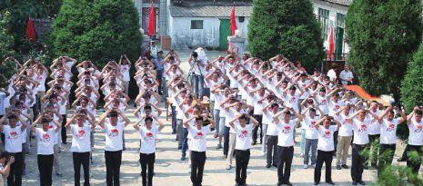 描述英雄主义的成语