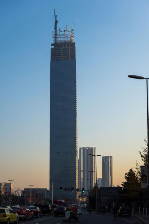 摩天大楼在句子中