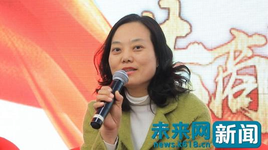 杨颖：七月去渤海湾看荷花