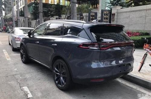 比亚迪王传福：从电池之王到汽车之王，韧性和疯狂成为比亚迪的传奇