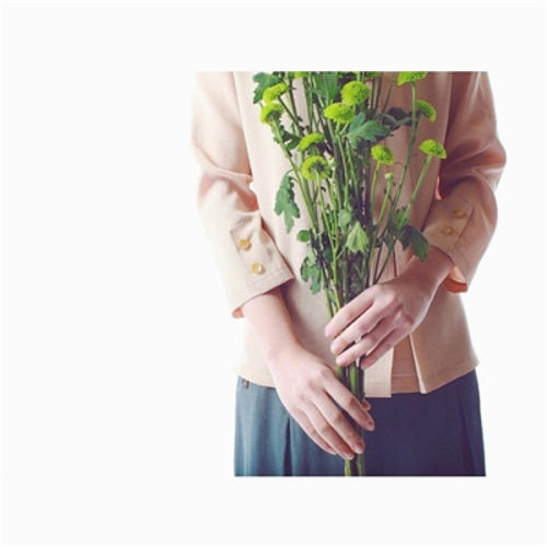 经典语录：任何人都可以微笑，但你的心只为一个人