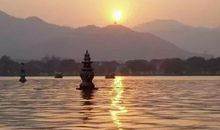 描写杭州西湖的句子