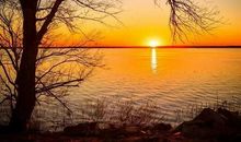 没有爹娘了，故乡就只能留在梦里