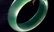 描写翡翠的句子