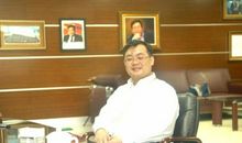 曹德旺：“玻璃大王”的背后